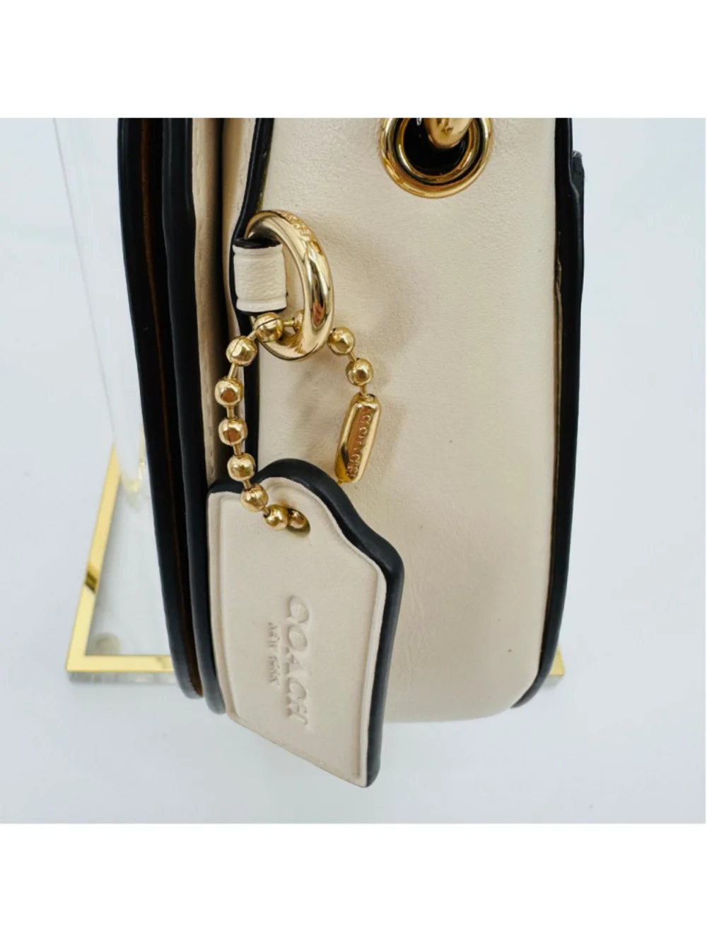 Coach c2683 ellen